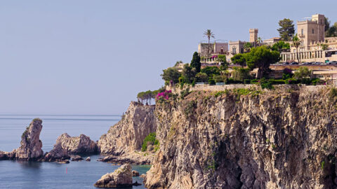 Die Ortschaft Taormina