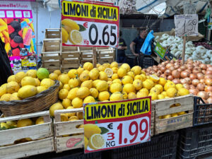 Auf dem Markt in Sizilien © Women Travel